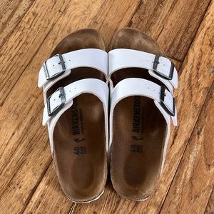 Birkenstock Arizona Sandals, size 40, white